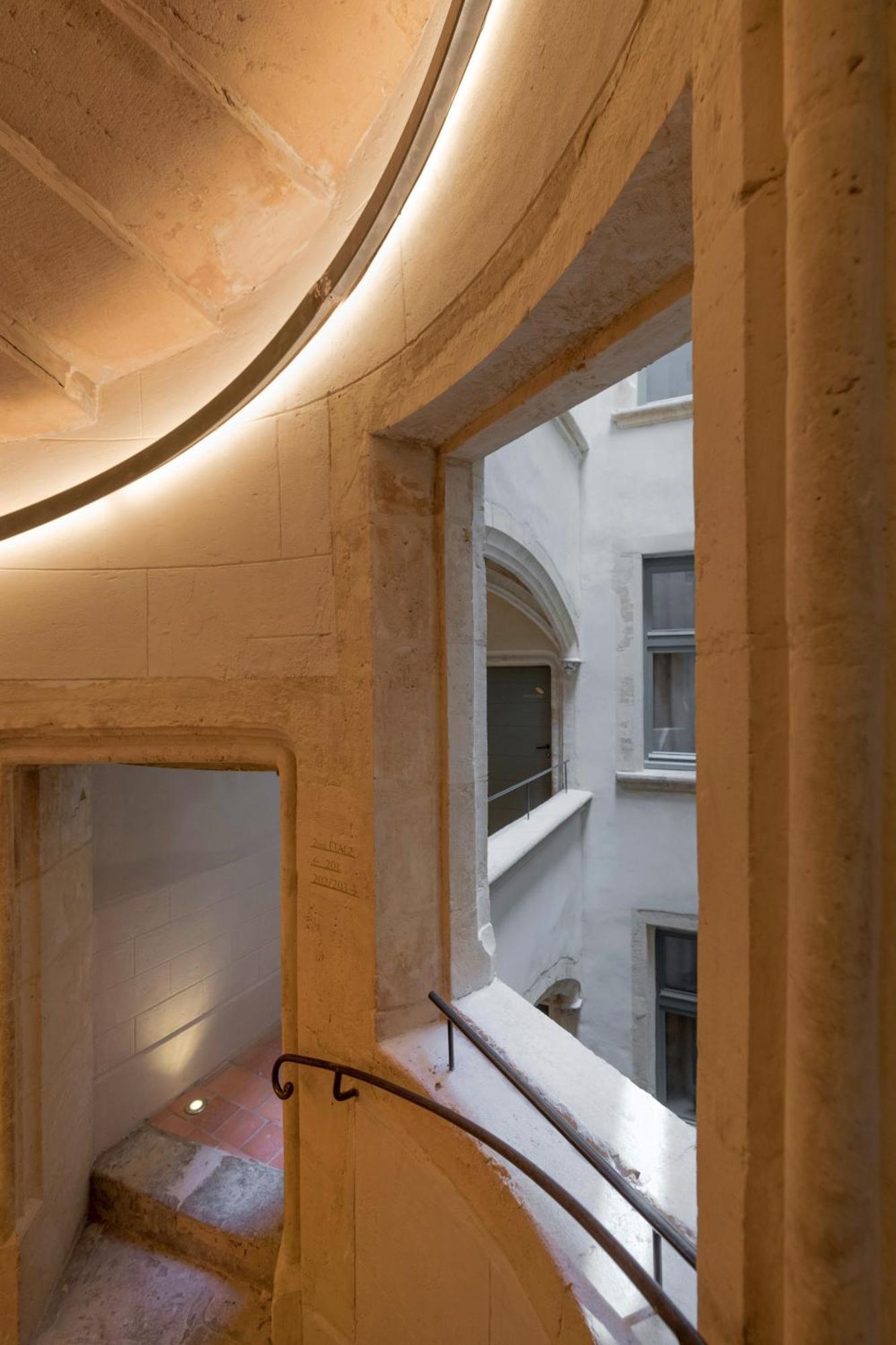 Academie Hotel Lyon Bagian luar foto