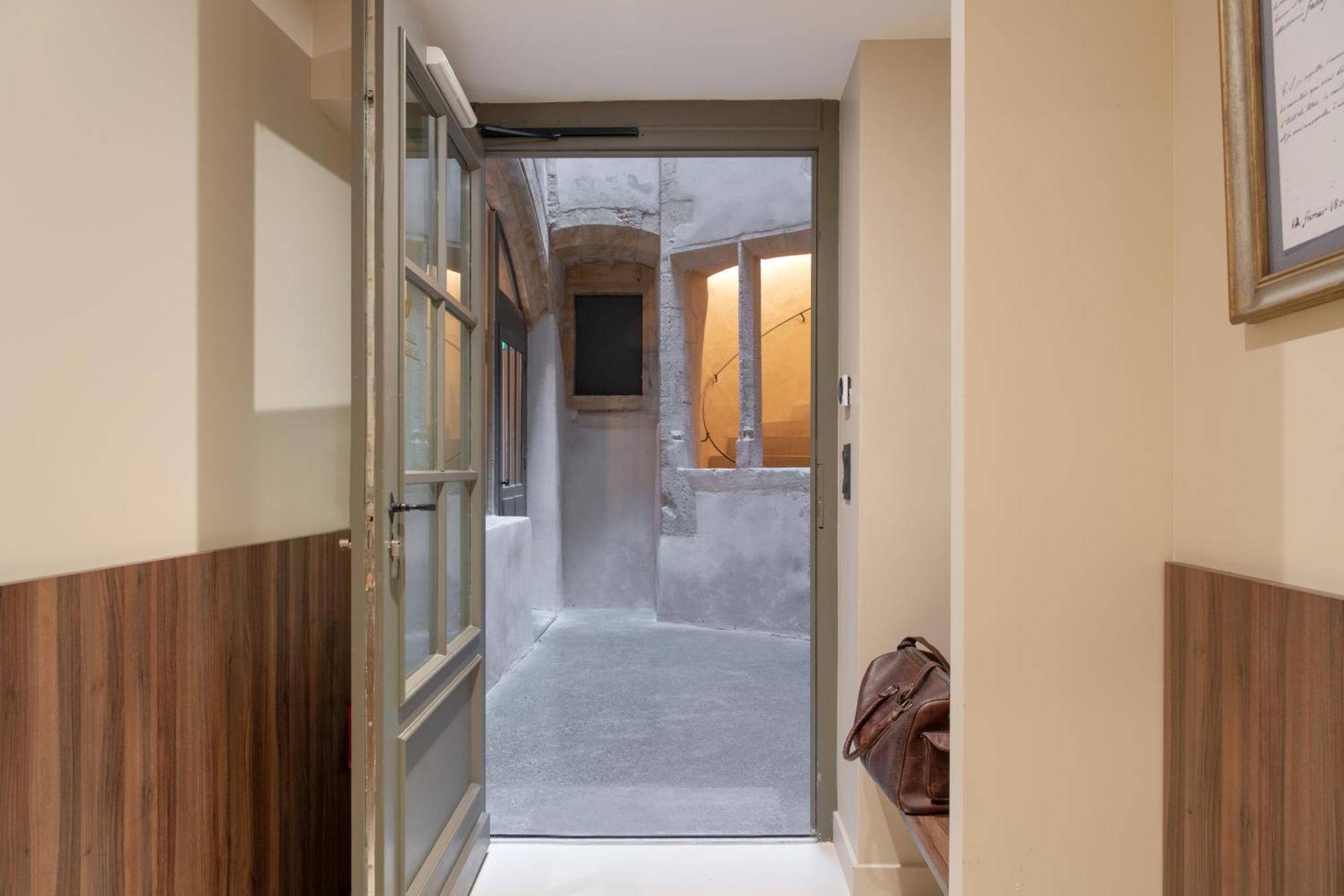 Academie Hotel Lyon Bagian luar foto
